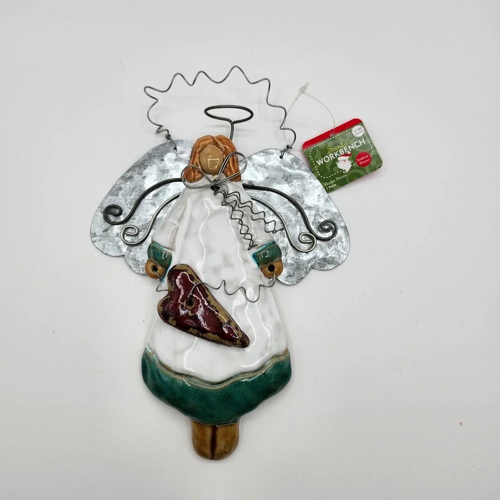 Santa's Workbench Ceramic Angel Metal Wings Heart Wall Decor 2002 NEW